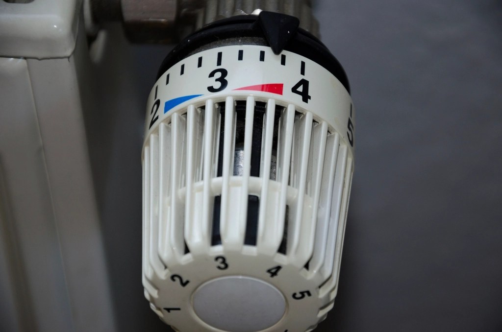 Thermostat an einem Heizkörper